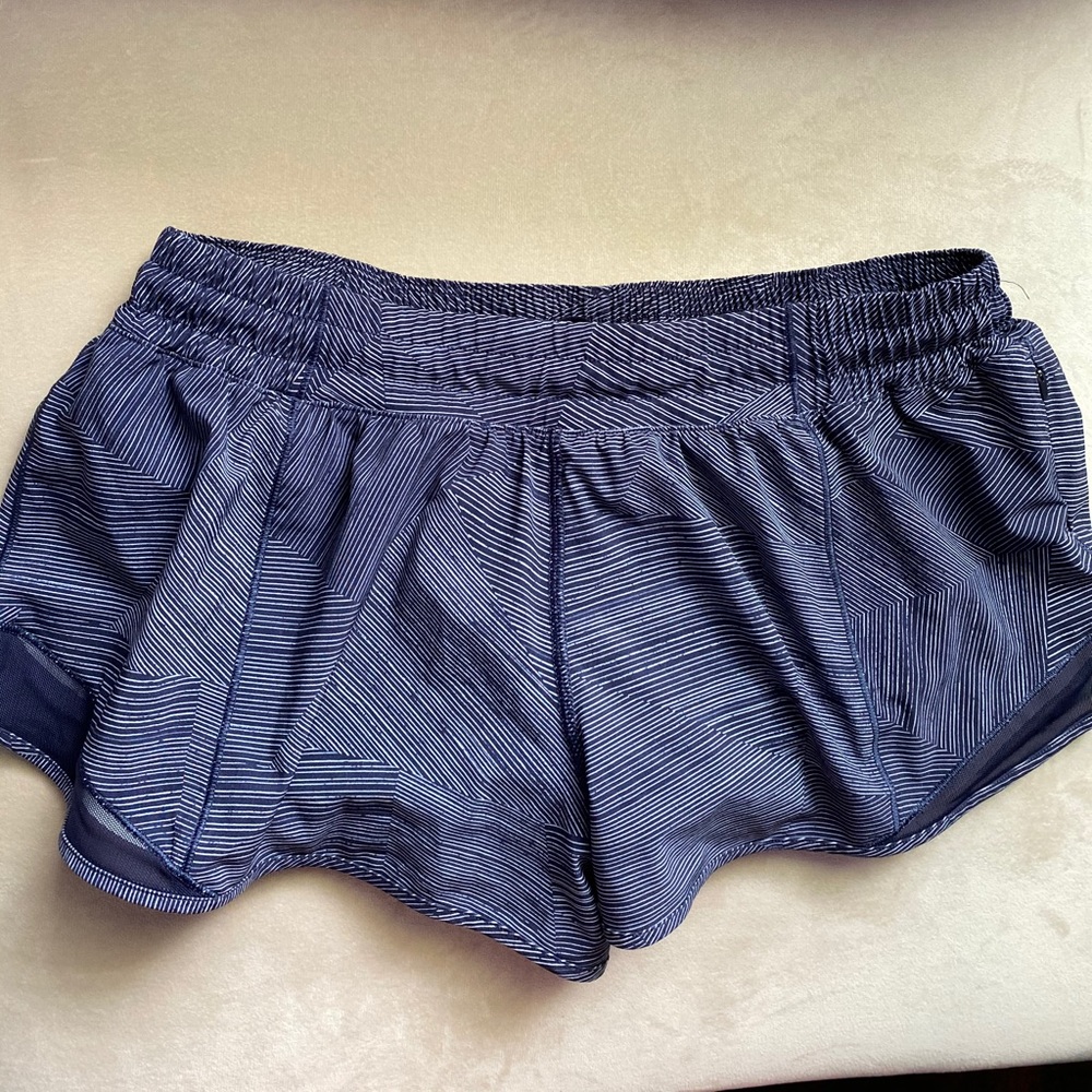 RARE Navy Lululemon Hotty Hot shorts size 12